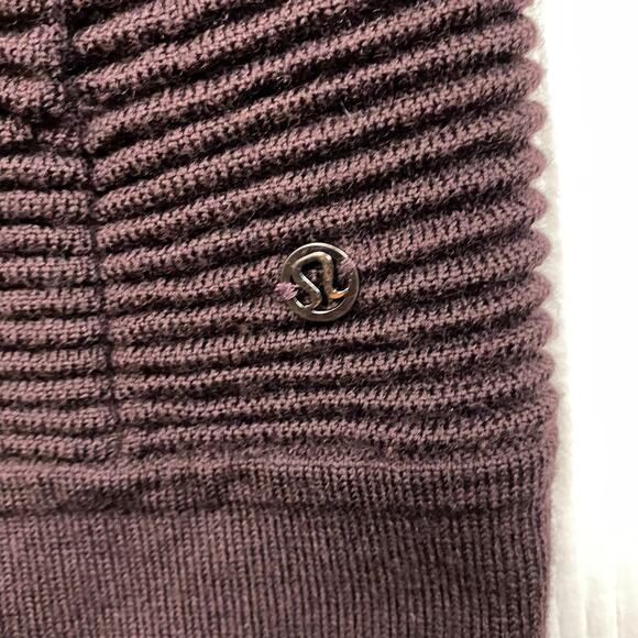 Lululemon Sit In Lotus Wrap II Merino Wool Black Cherry Cardigan Sweater Size 6 - Picture 11 of 12